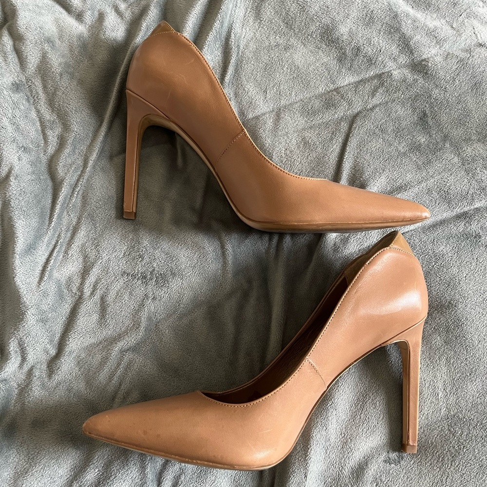 Nude, Pointed Toe - Sam Edelman pumps - size 9